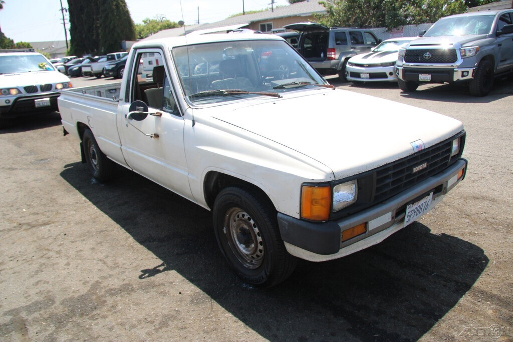 1986 Toyota Pickup - photo 9