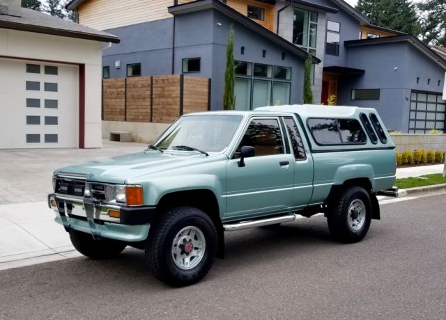 1986 Toyota Pickup Xtra-Cab 4x4 SR5 - photo 2