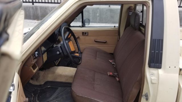 1986 Toyota Pickup Base Standard Cab - photo 4