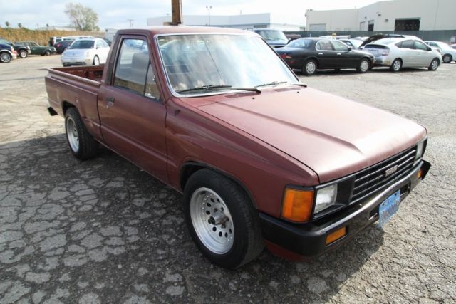 1986 Toyota Pickup Reg. Cab 2WD - photo 4