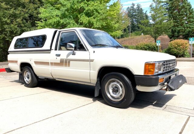 1986 Toyota Pickup Deluxe - photo 8