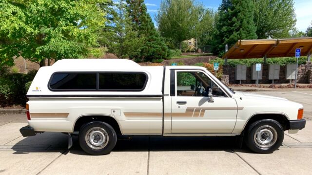 1986 Toyota Pickup Deluxe - photo 9