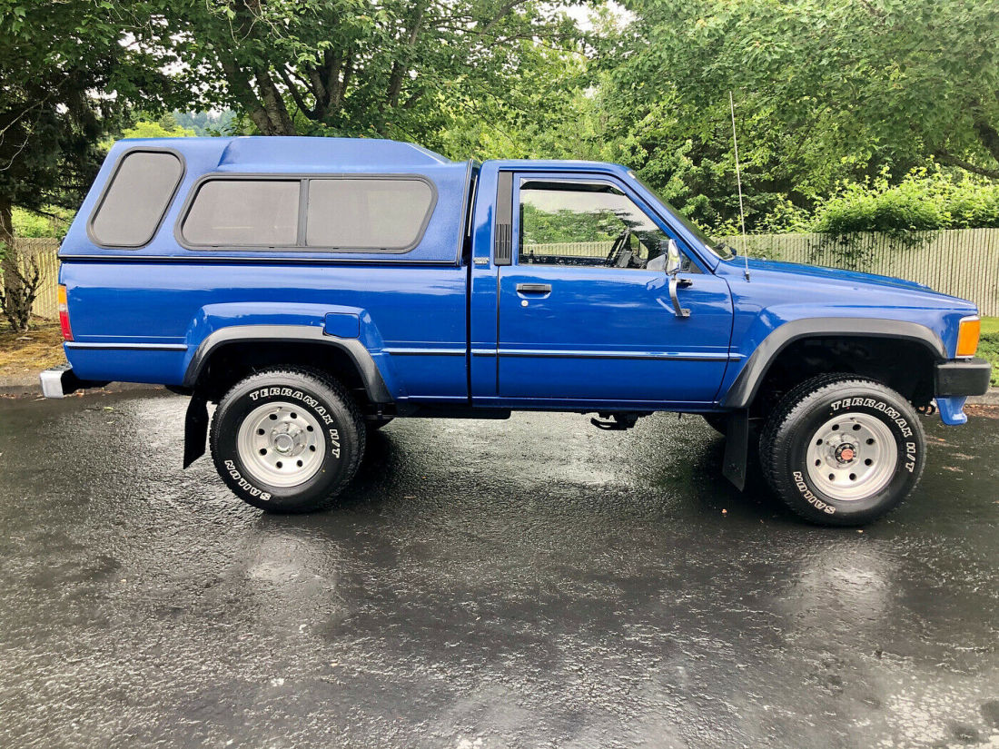 1986 Toyota Pickup BASE - photo 2