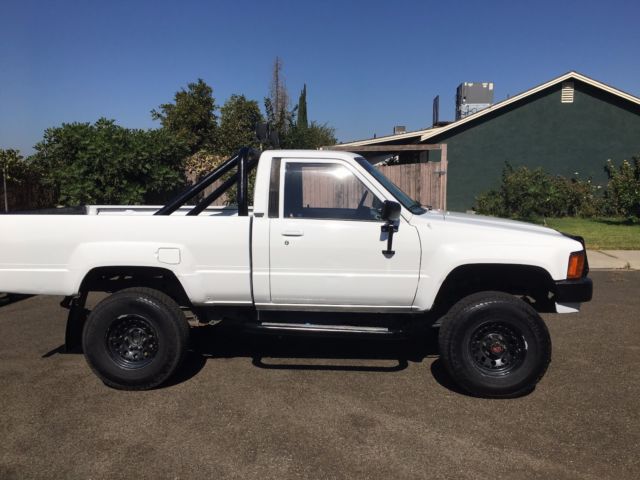 1986 Toyota Pickup 4x4 Base SB - photo 3