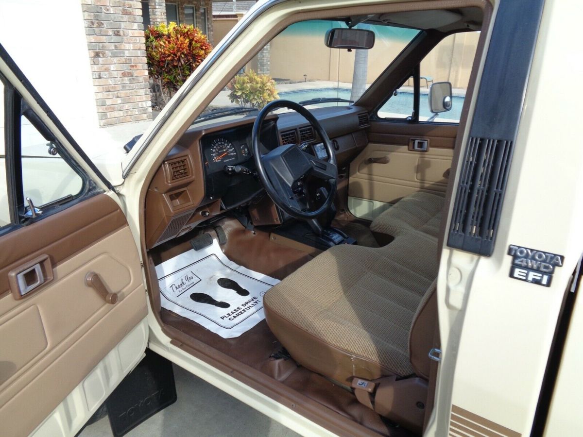 1986 Toyota Tacoma - photo 8