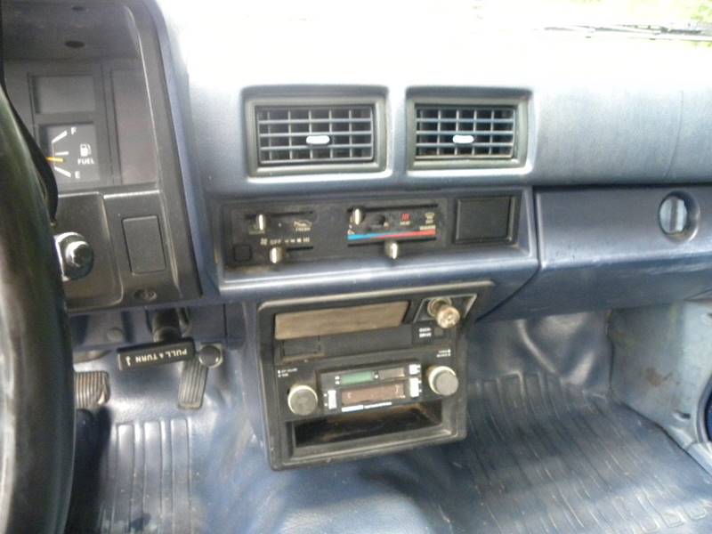 1986 Toyota Pickup Base 2dr Standard Cab LB - photo 6