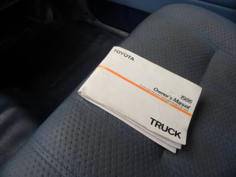 1986 Toyota Pickup Base 2dr Standard Cab LB - photo 8