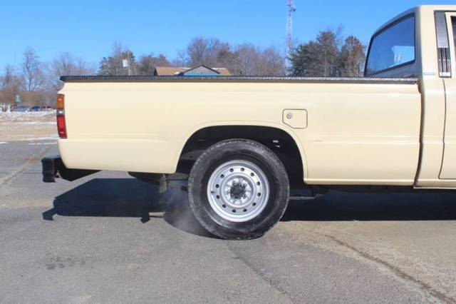 1986 Toyota Pickup Base 2dr Standard Cab LB - photo 11