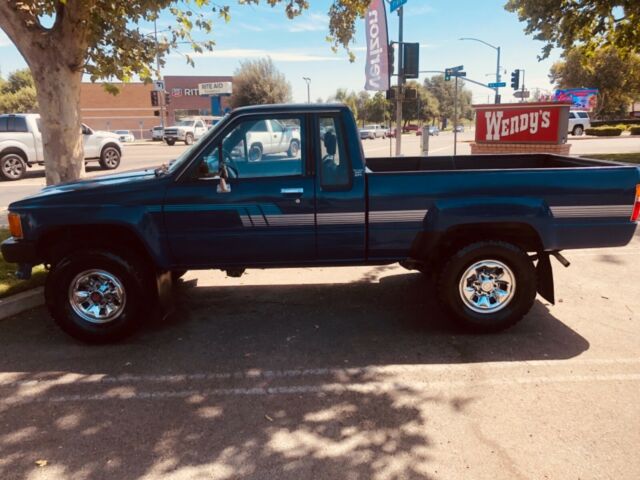 1986 Toyota Pickup - photo 11