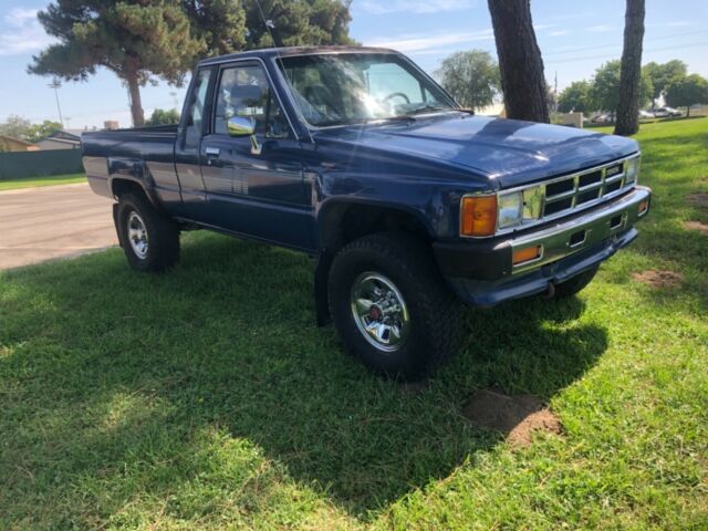 1986 Toyota Pickup - photo 2