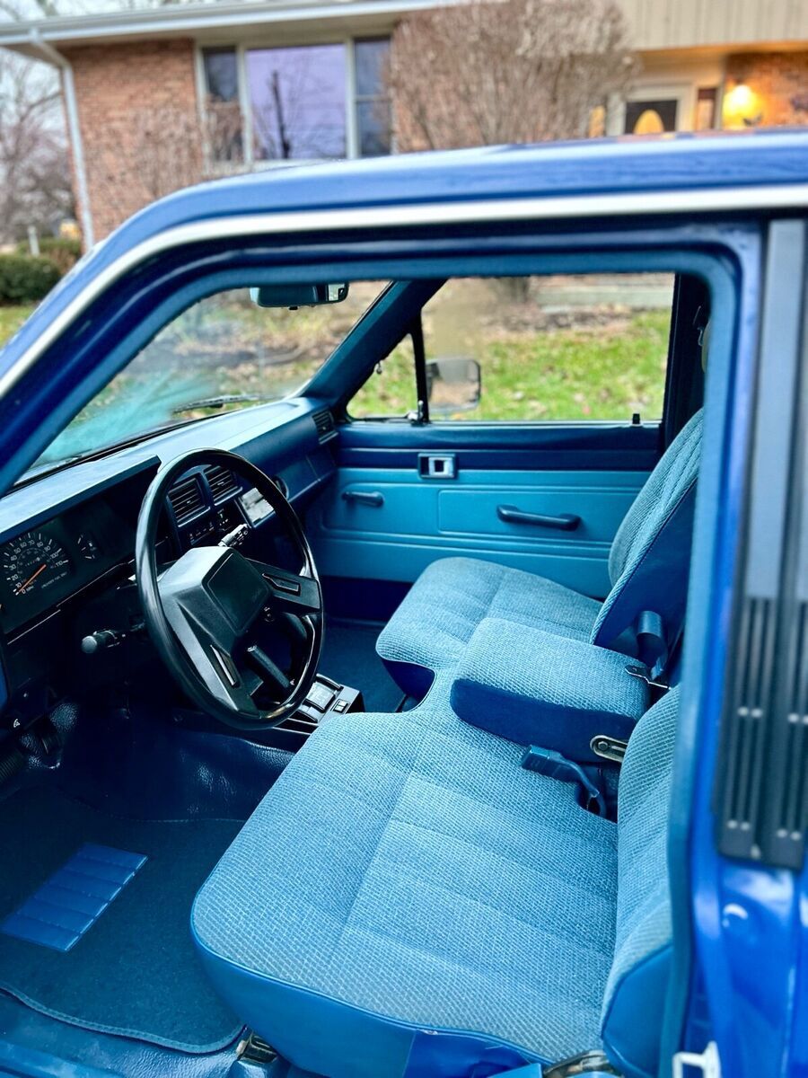 1986 Toyota Pickup XTRACAB RN67 DLX - photo 10