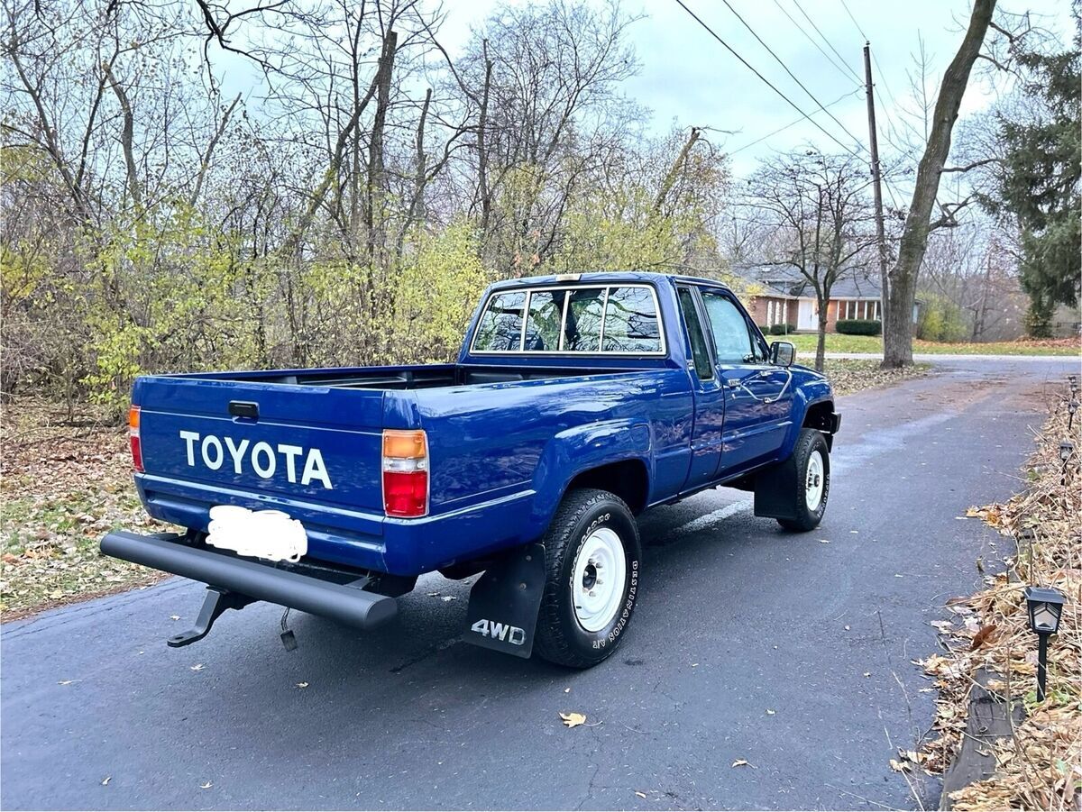 1986 Toyota Pickup XTRACAB RN67 DLX - photo 4