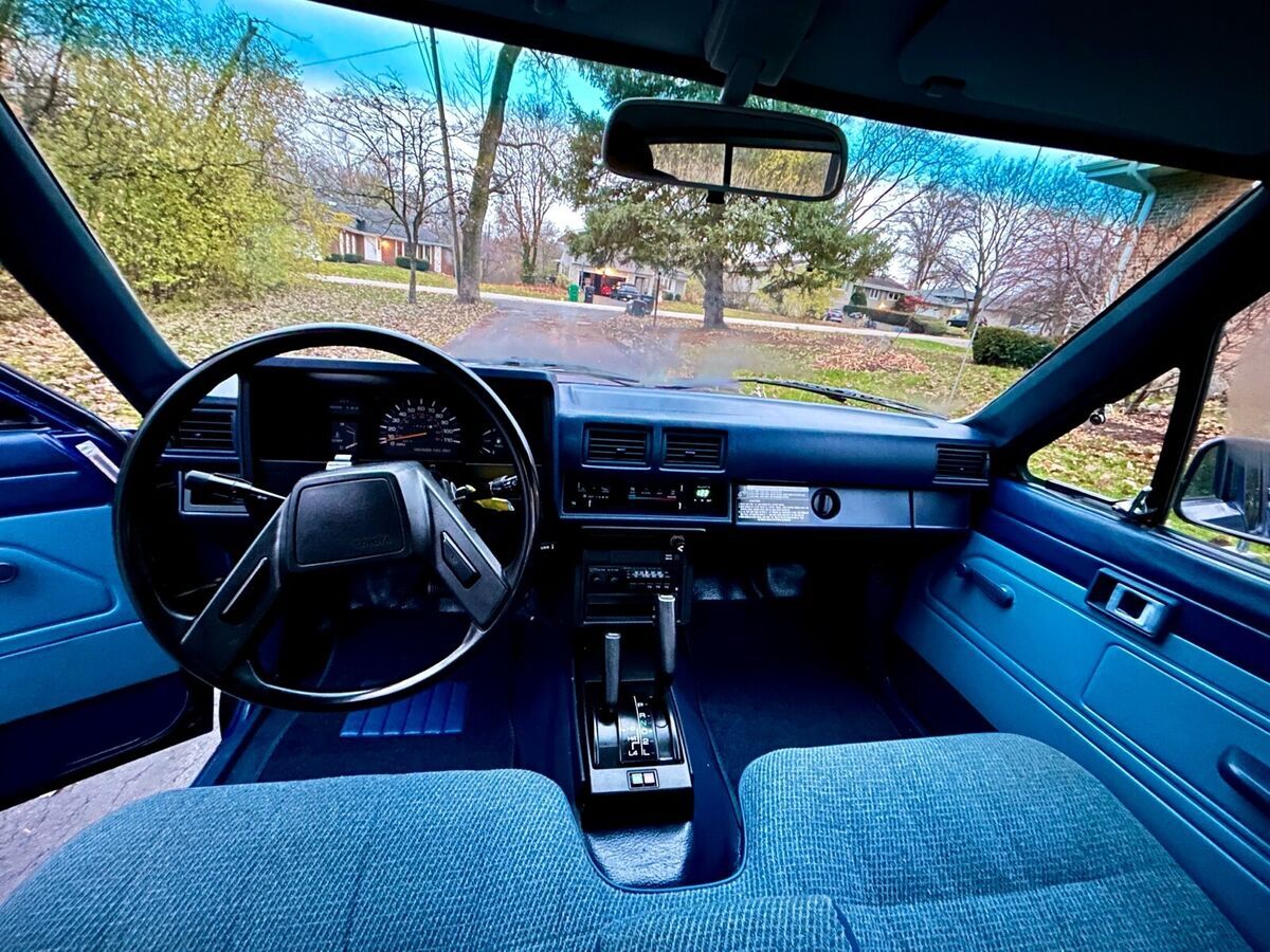 1986 Toyota Pickup XTRACAB RN67 DLX - photo 9