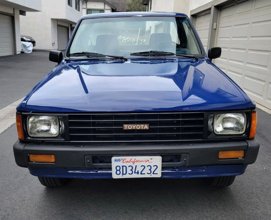 1986 Toyota Tacoma 1/2 TON RN50 - photo 8