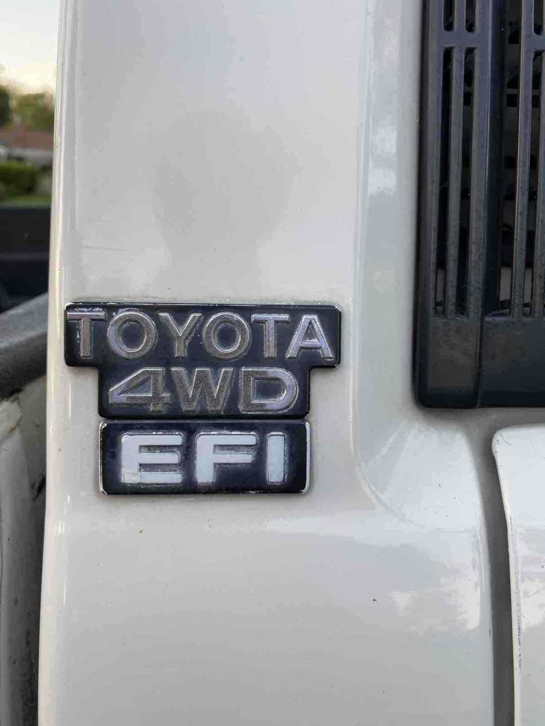 1986 Toyota Pickup RN64 SR5 - photo 12