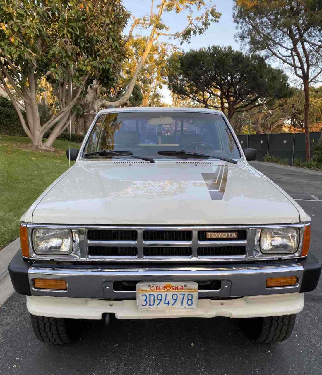 1986 Toyota Pickup RN64 SR5 - photo 3