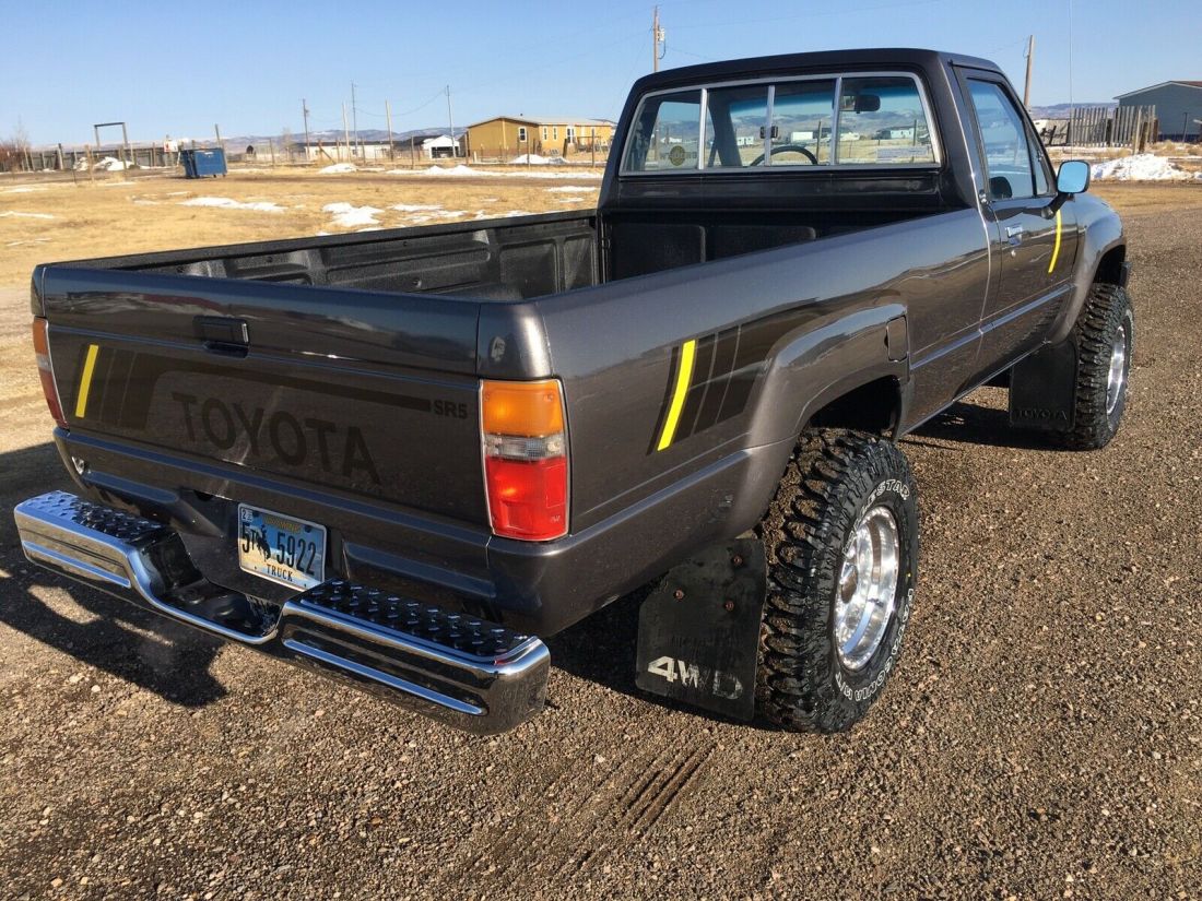 1986 Toyota Pickup RN64 DLX - photo 4