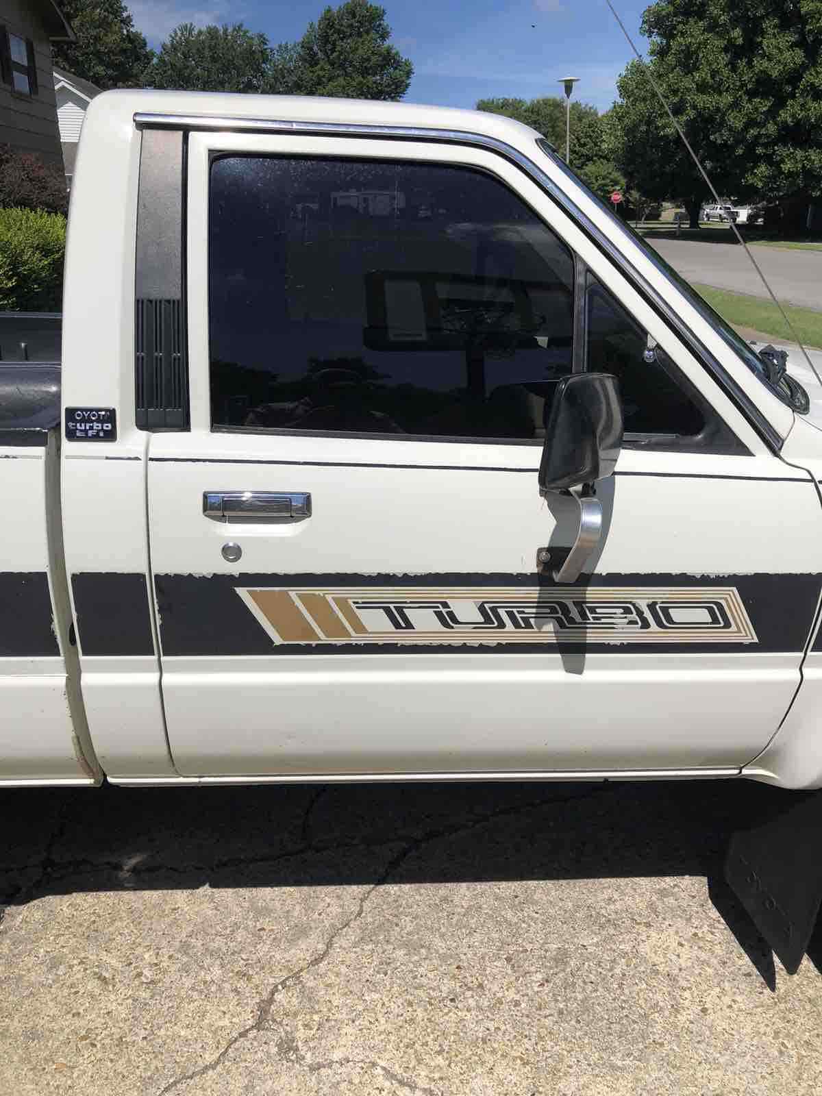 1986 Toyota Pickup TURBO - photo 3