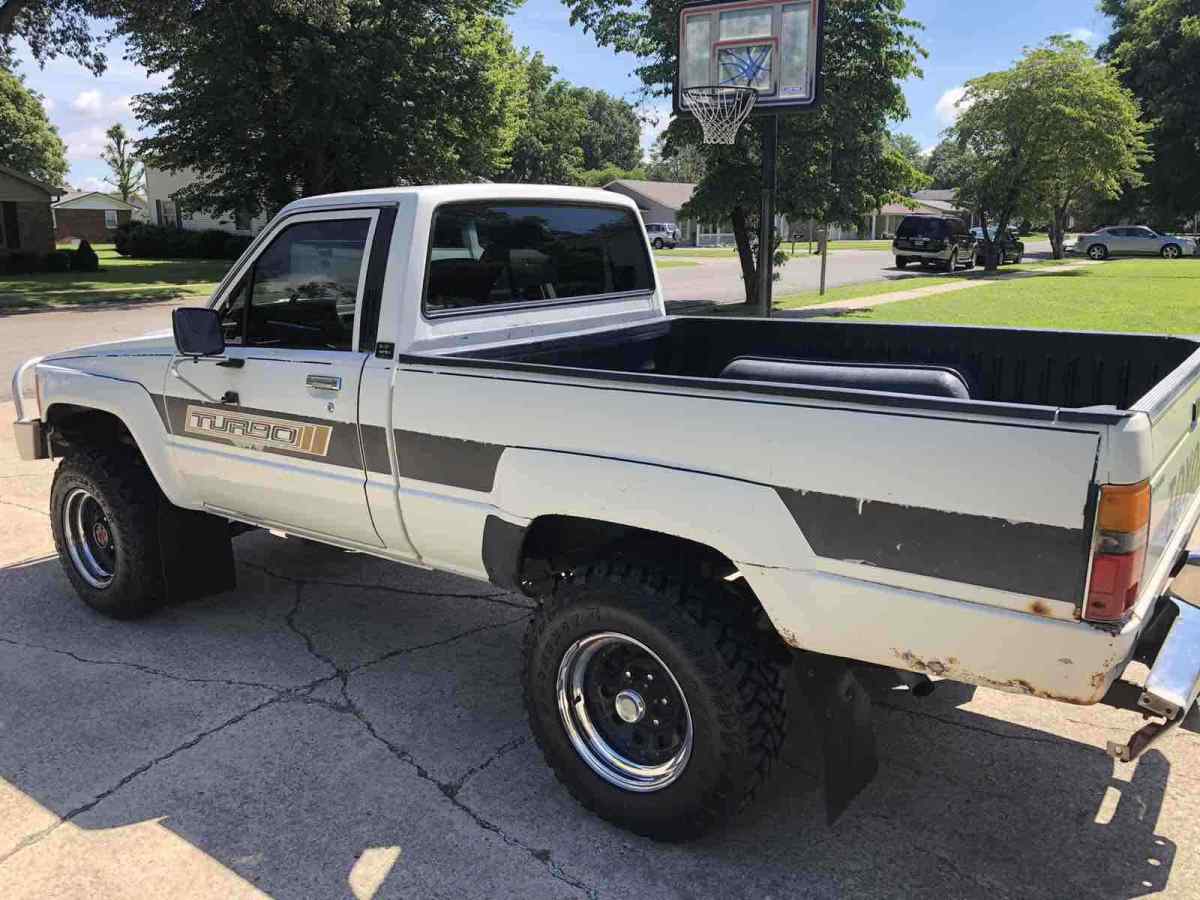 1986 Toyota Pickup TURBO - photo 5