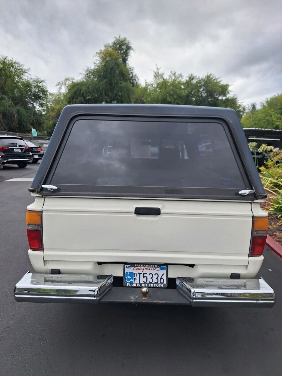 1986 Toyota Pickup 1/2 TON RN50 - photo 5
