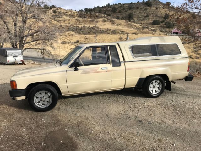 1986 Toyota Pickup SR5 - photo 8
