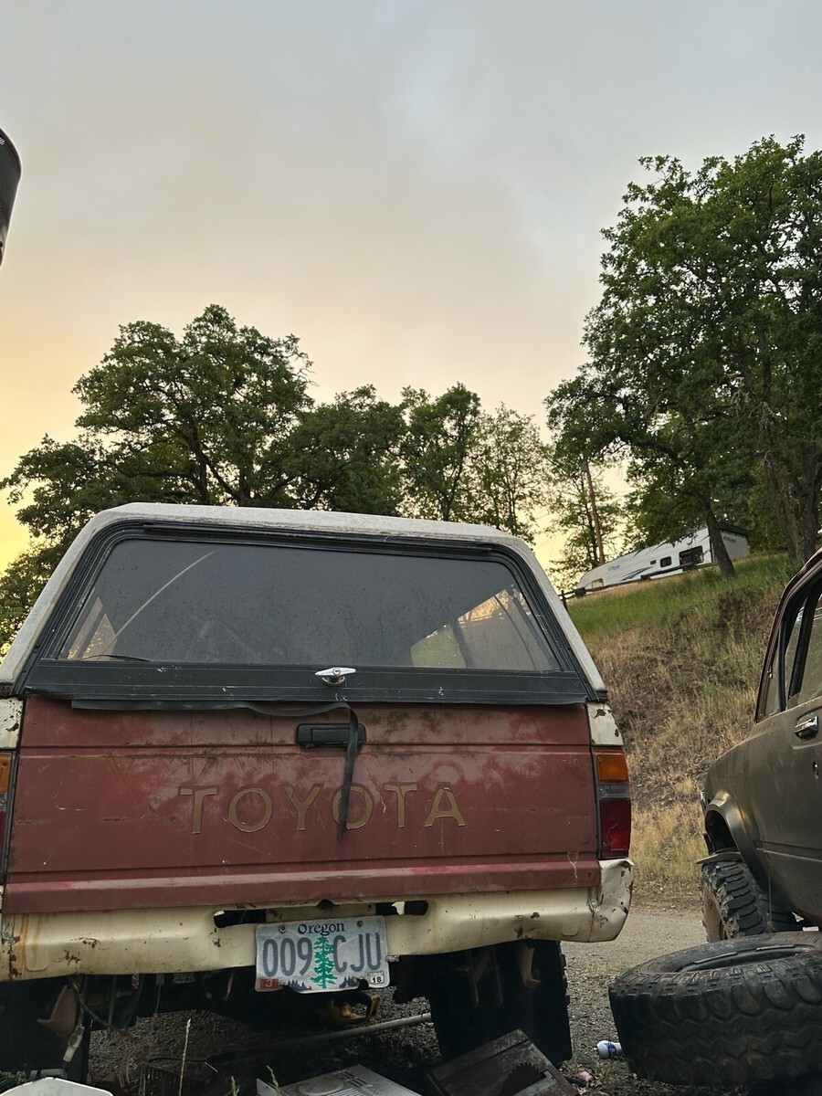 1986 Toyota Pickup SR5 - photo 6