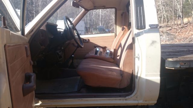1986 Toyota Pickup Pickup Truck 22R 4x4 - photo 8