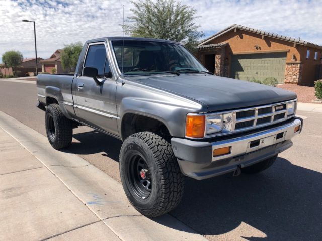 1986 Toyota Pickup Turbo 4x4 1986 Toyota Pickup Base
