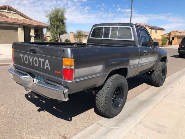1986 Toyota Pickup Base - photo 2