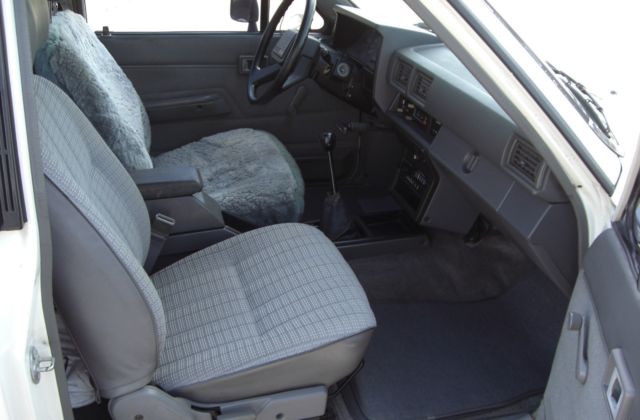 1986 Toyota Pickup - photo 11
