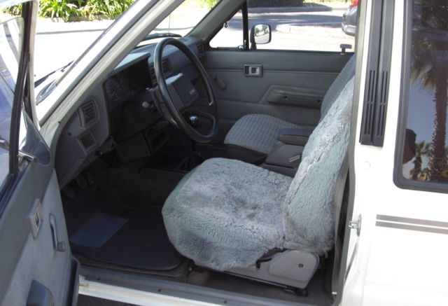 1986 Toyota Pickup - photo 8
