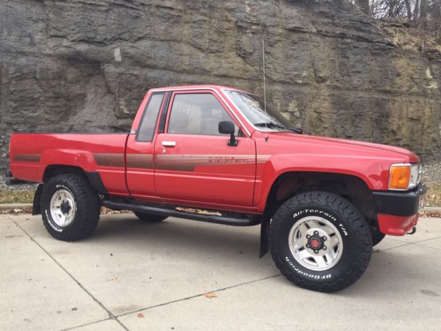1986 Toyota Truck SR5 4x4 Extra Cab New BFG's No Rust Cold AC Power Window RARE 1986 Toyota Other SR5 4x4 Extra Cab