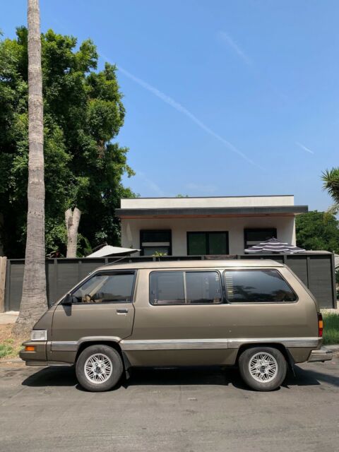 1986 Toyota Van wagon *rare* 74K original miles luxury edition 1986 Toyota Other LE Luxury Edition