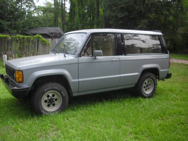 1986 Isuzu Trooper std - photo 3
