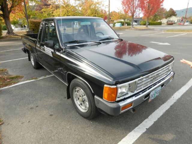 1986 Toyota Pickup SR5 - photo 6