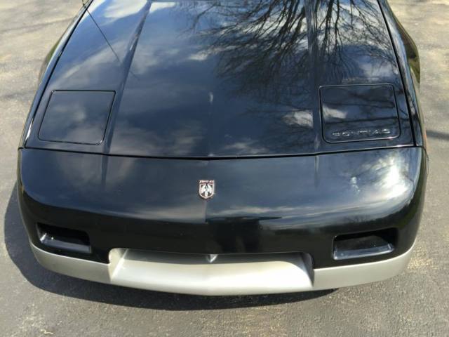 1986 Pontiac Fiero - photo 11