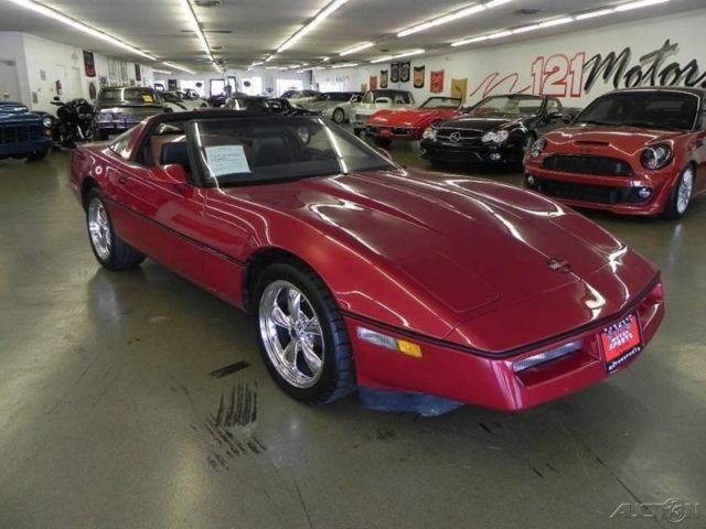 1986 Chevrolet Corvette Base Hatchback 2-Door - photo 3