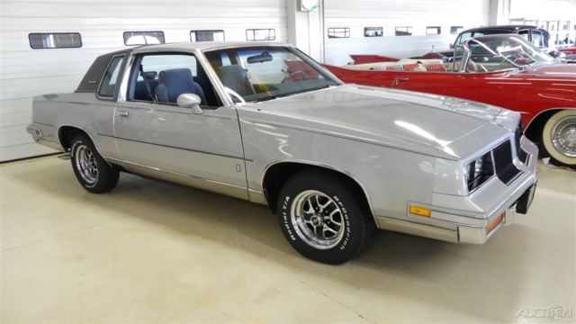 1986 Used 5L V8 16V Automatic RWD Coupe 1986 Oldsmobile Cutlass Salon Coupe 2-Door