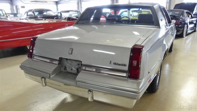 1986 Oldsmobile Cutlass Salon Coupe 2-Door - photo 10
