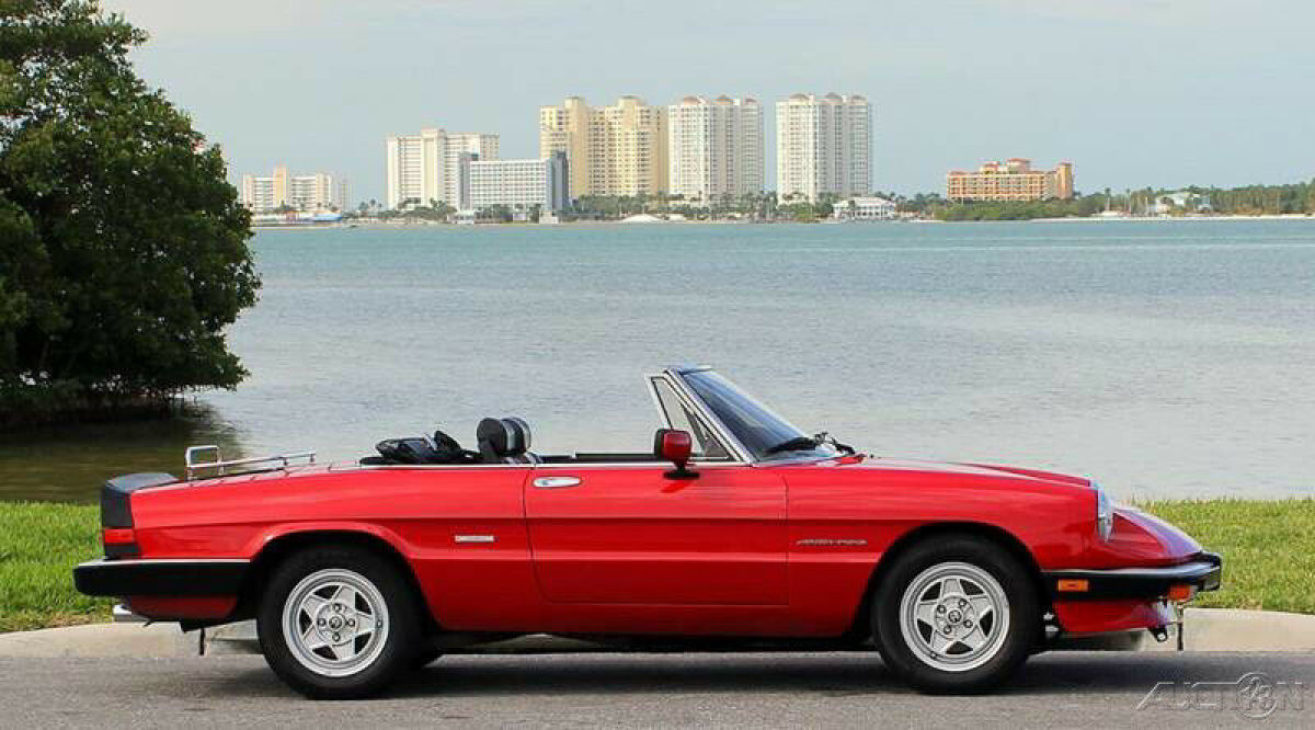 1986 Alfa Romeo Spider Veloce 2dr Convertible - photo 5