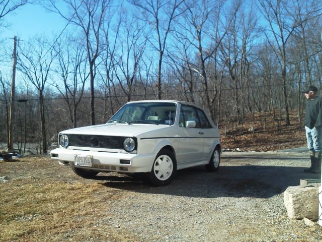 1986 Volkswagen Cabrio - photo 2