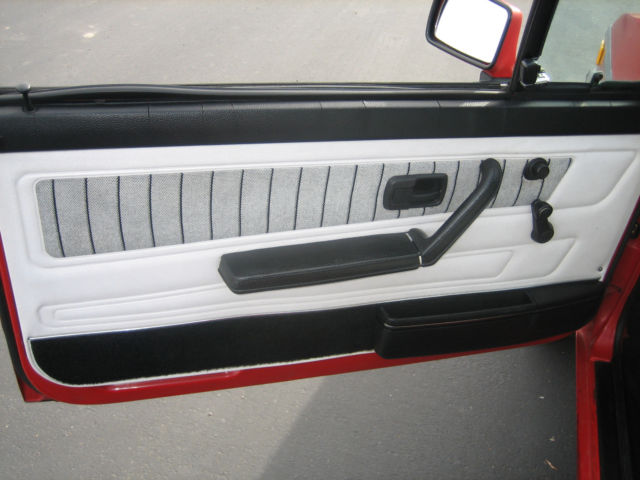1986 Volkswagen Cabrio base - photo 6