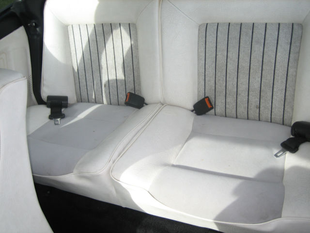1986 Volkswagen Cabrio base - photo 9