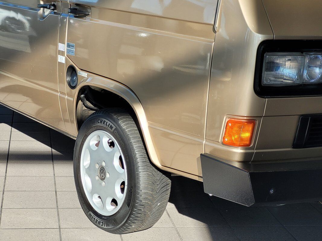 1986 Volkswagen Bus/Vanagon - photo 10