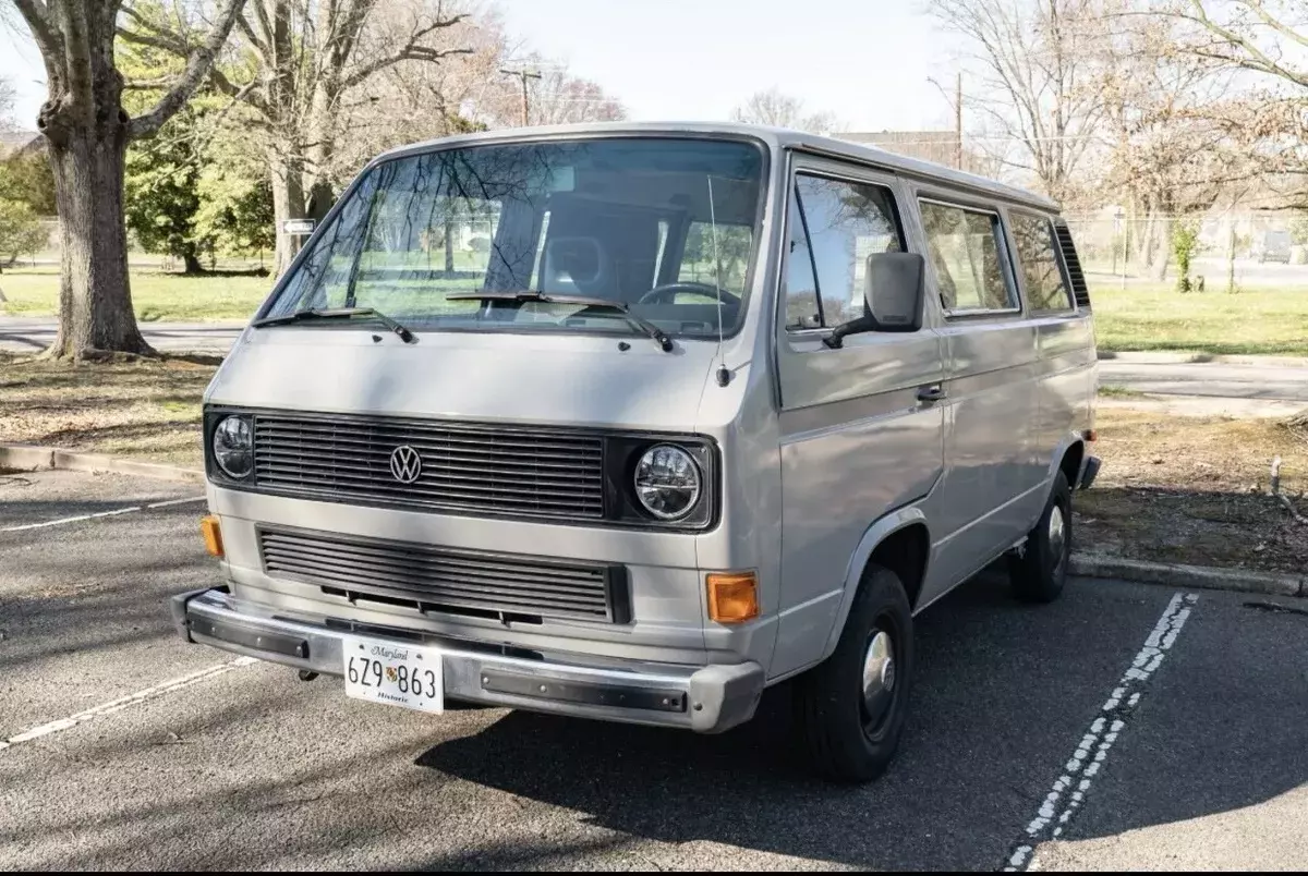 1986 Volkswagen Vanagon Van Grey BUS 1986 Volkswagen Vanagon BUS