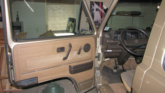 1986 Volkswagen Bus/Vanagon Wolfsburg Westfalia Weekender - photo 11