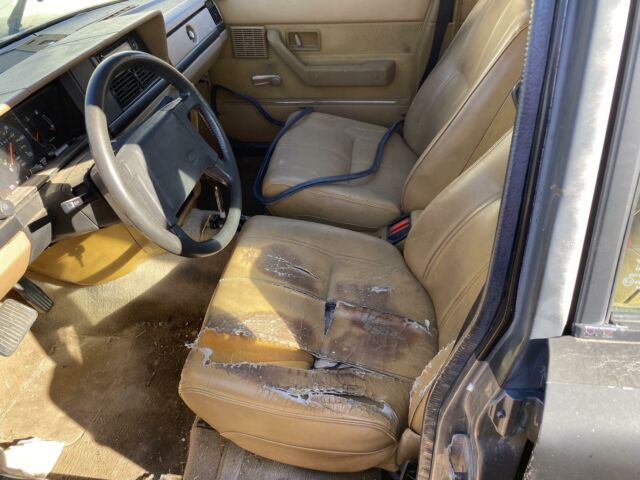 1986 Volvo 240 -- - photo 6