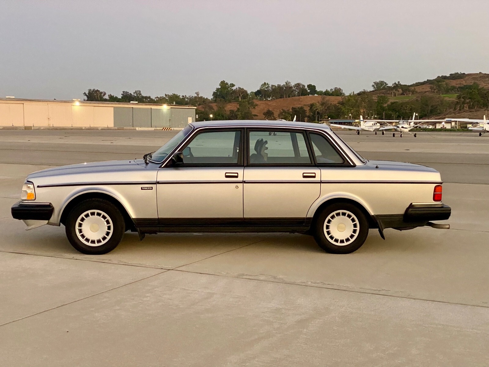1986 Volvo 240 - photo 4
