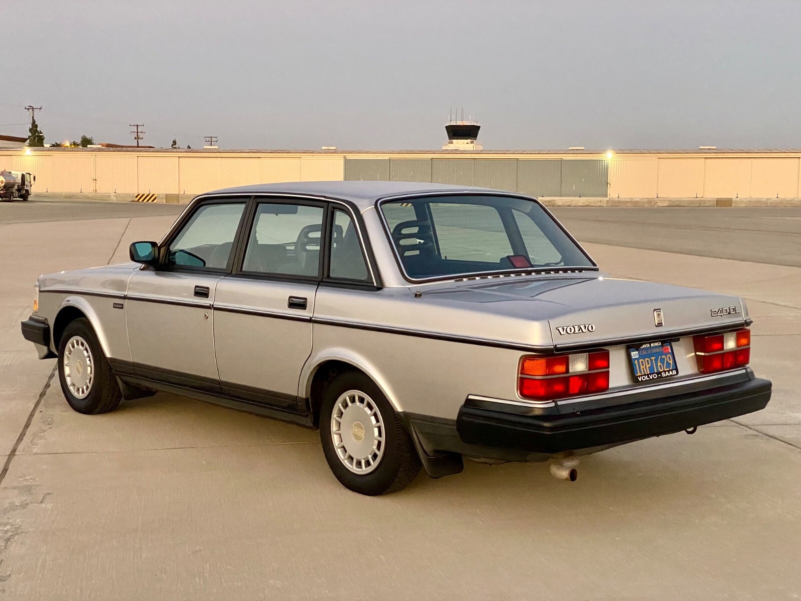 1986 Volvo 240 - photo 5