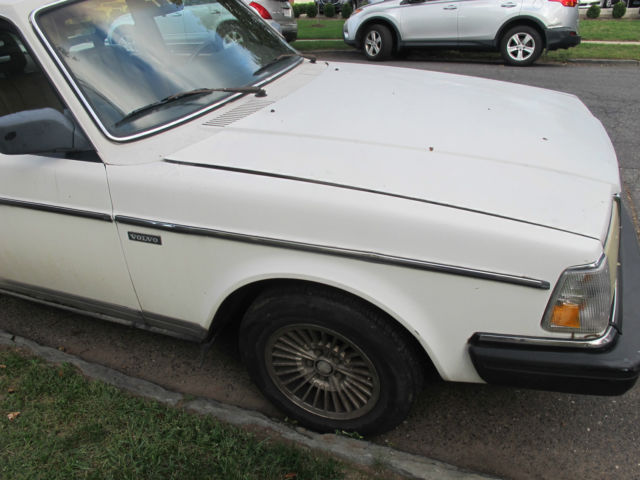 1987 Volvo 240 - photo 7